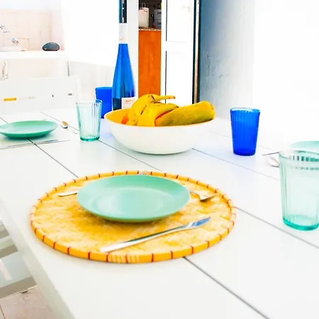 Casa Chinija De Famara * Teguise (Lanzarote)