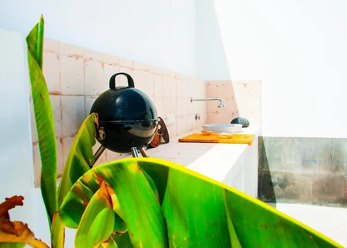 بيت للعطل Casa Chinija De Famara تيغيسي