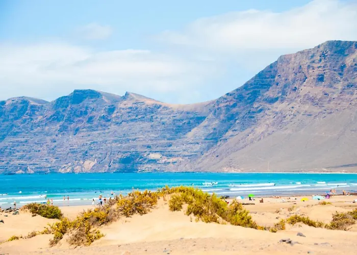 Casa Chinija De Famara بيت للعطل